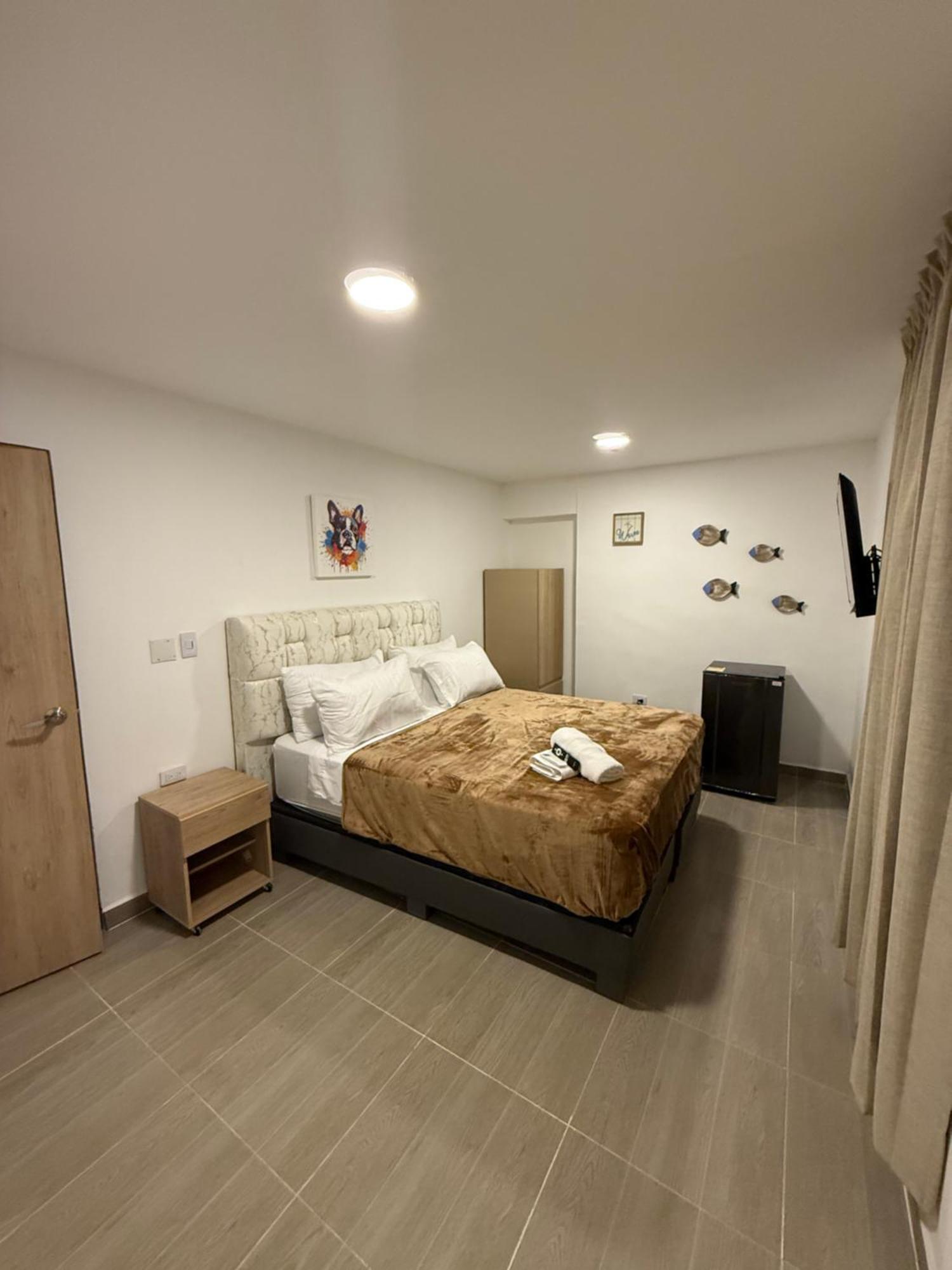 Hotel Dave Paradise *