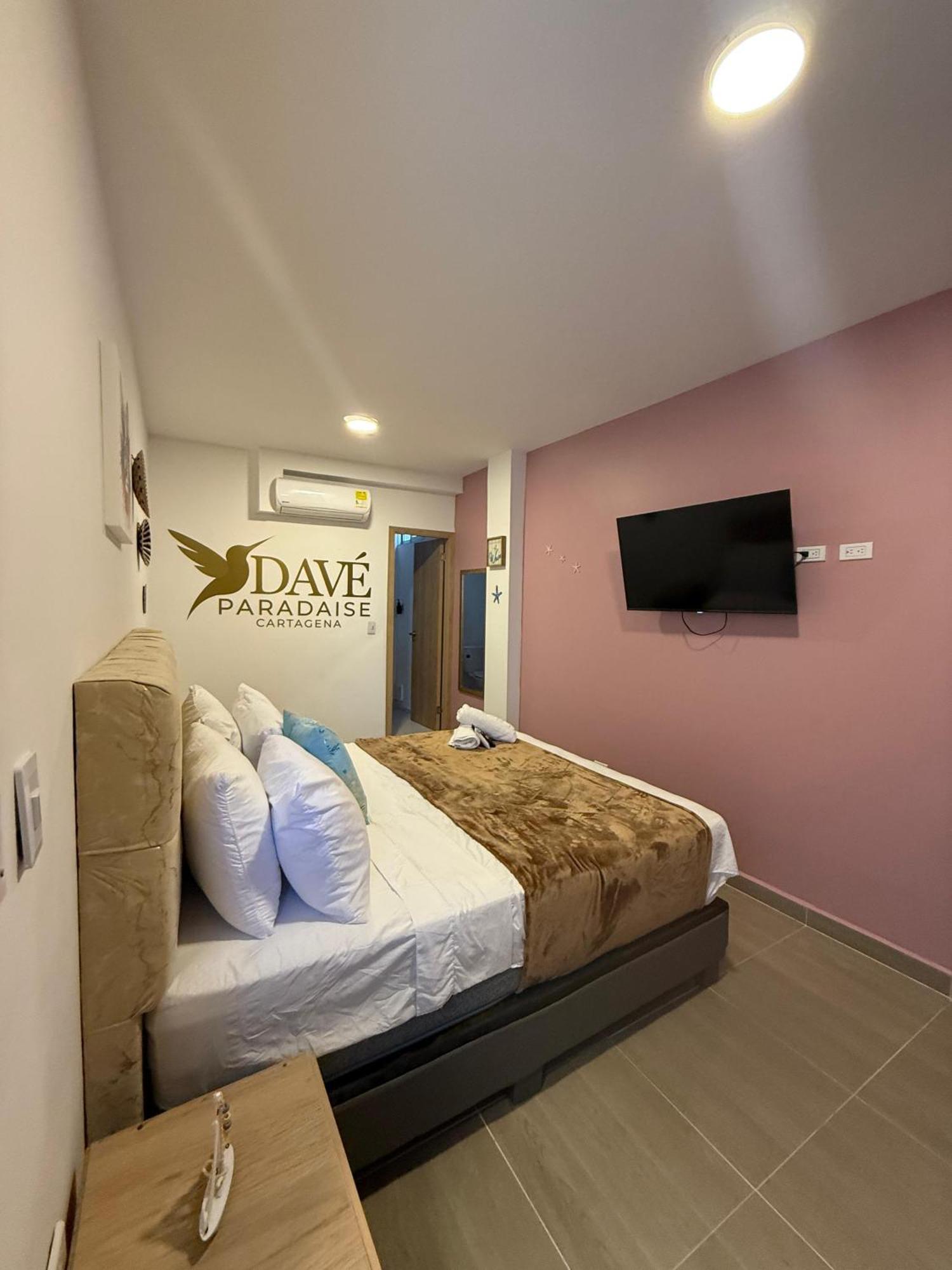 Dave Paradise Hotel *