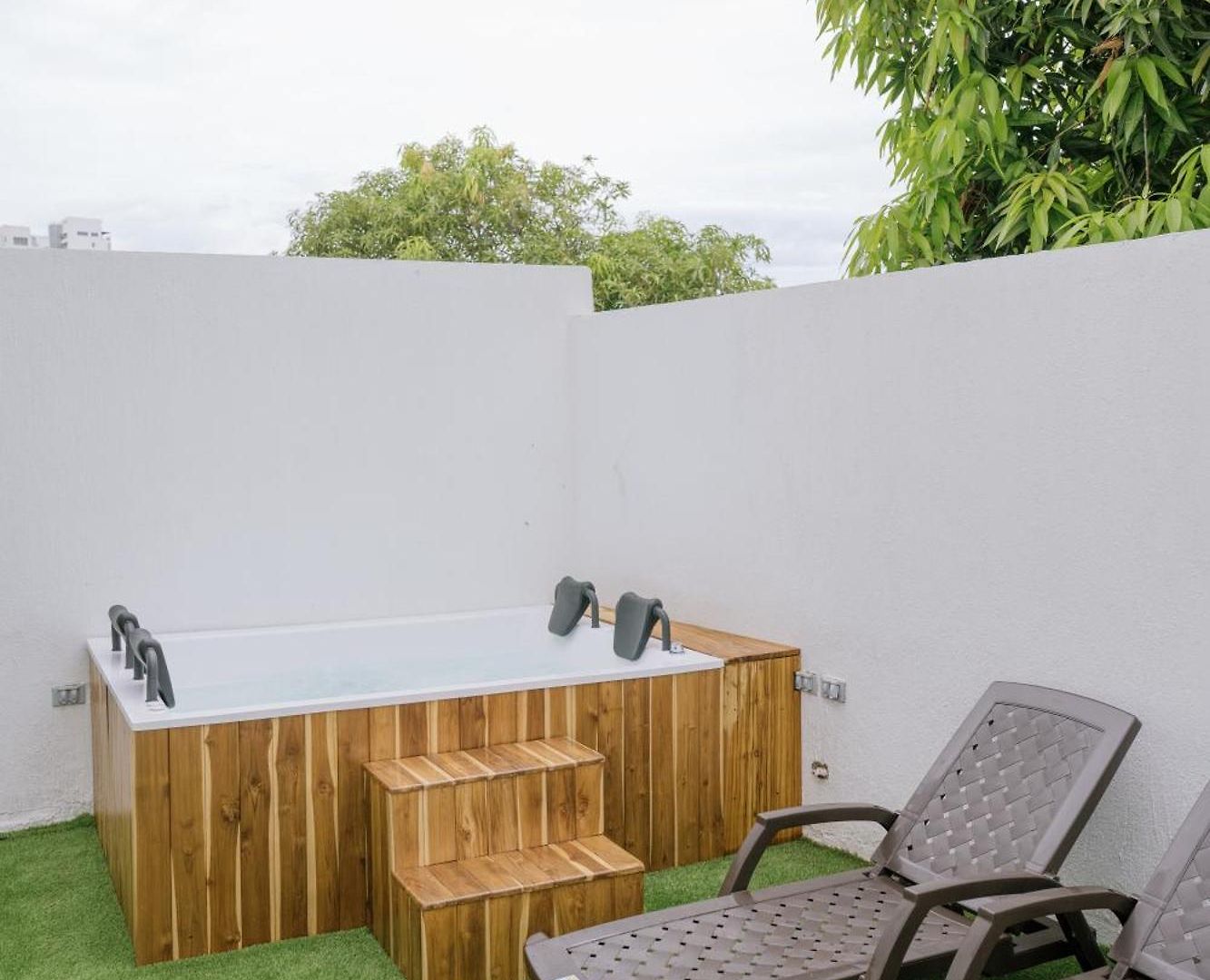 Davé Paradise Hotel